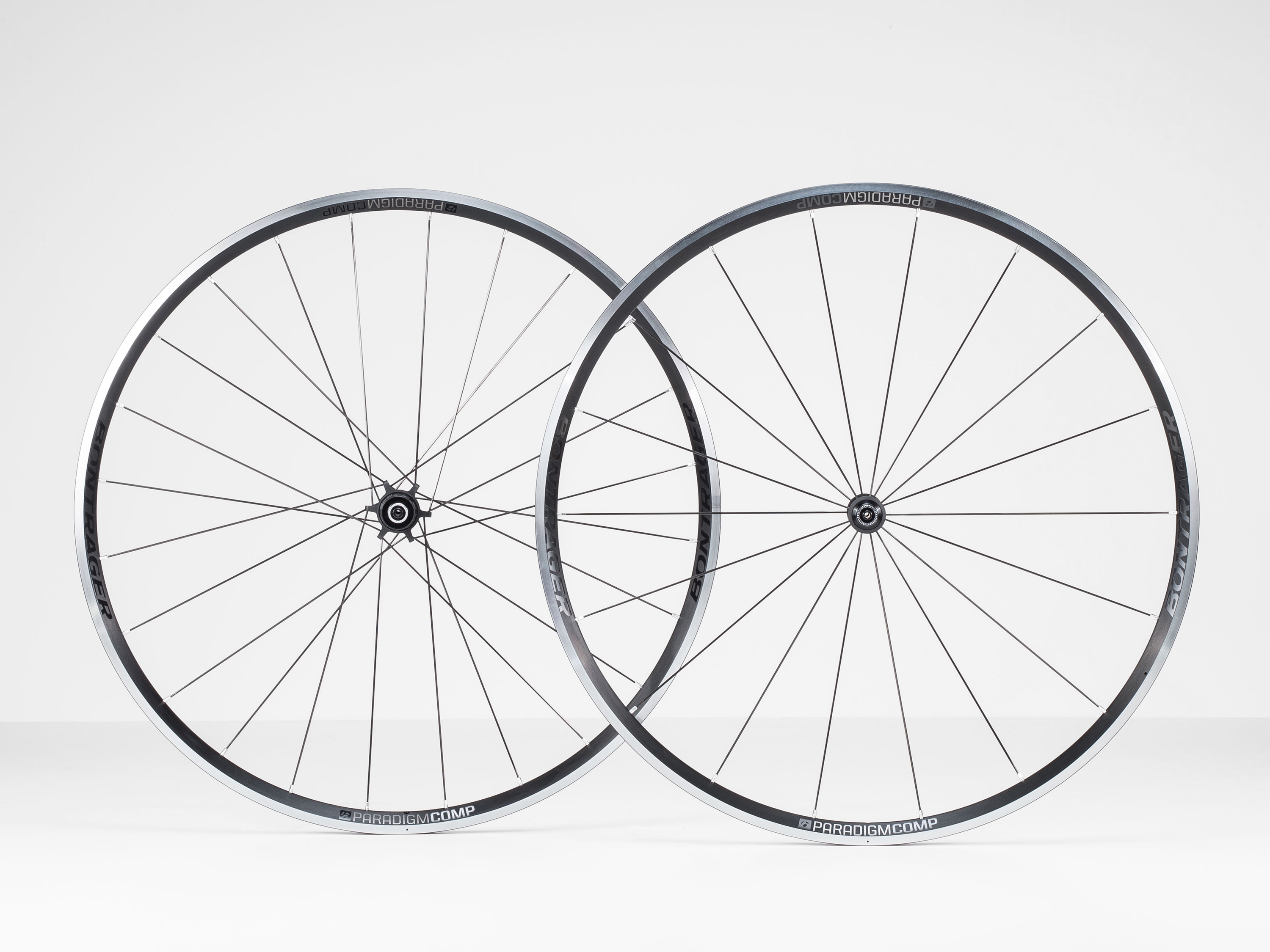 bontrager paradigm comp tlr disc road wheel