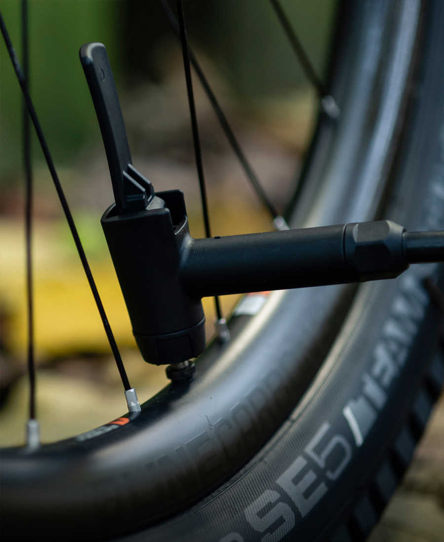 Bontrager GR1 Team Issue Gravel Tire | Trek Bikes