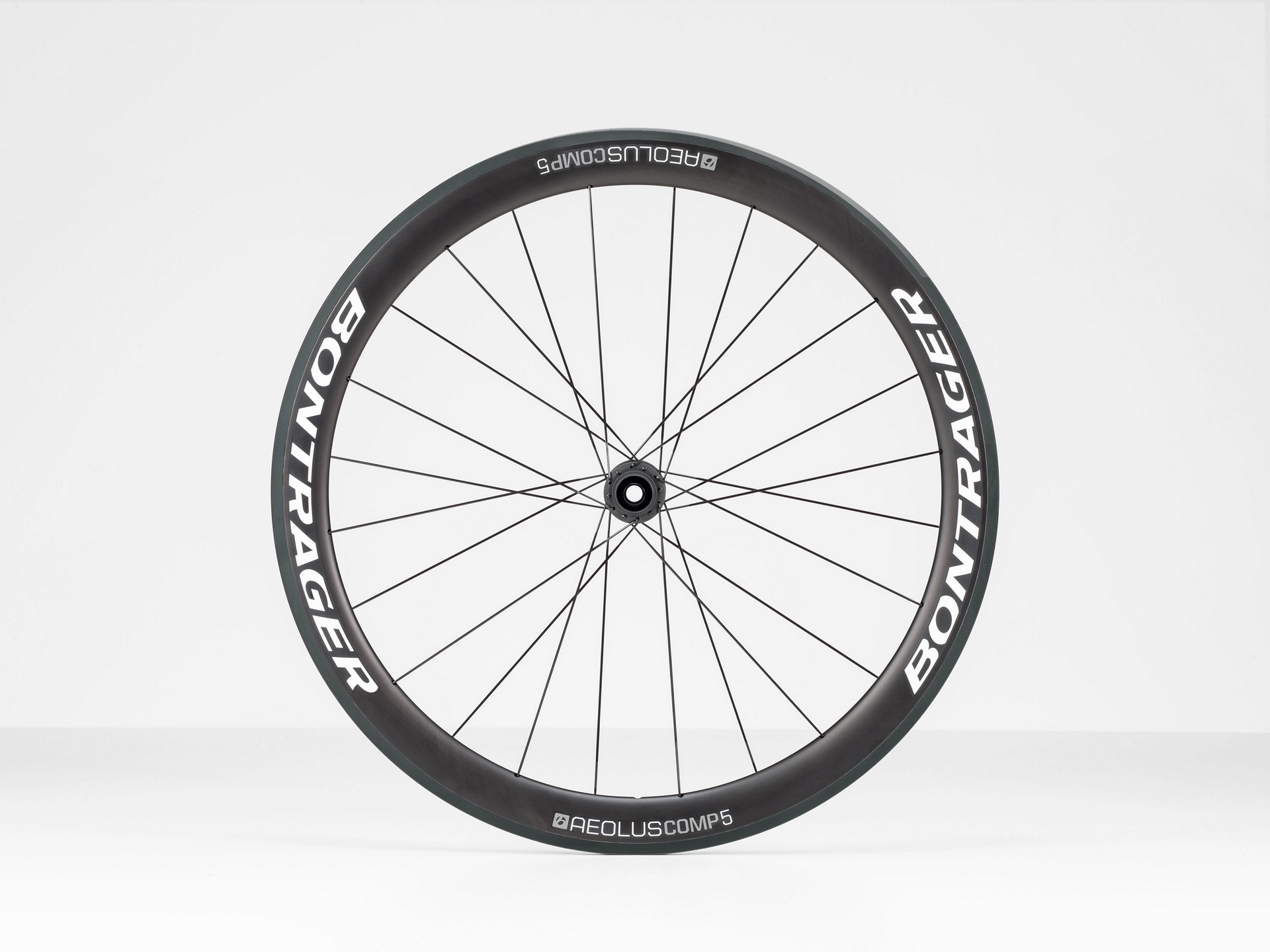 Bontrager Paradigm Comp TLR Disc Road Wheel | Trek Bikes