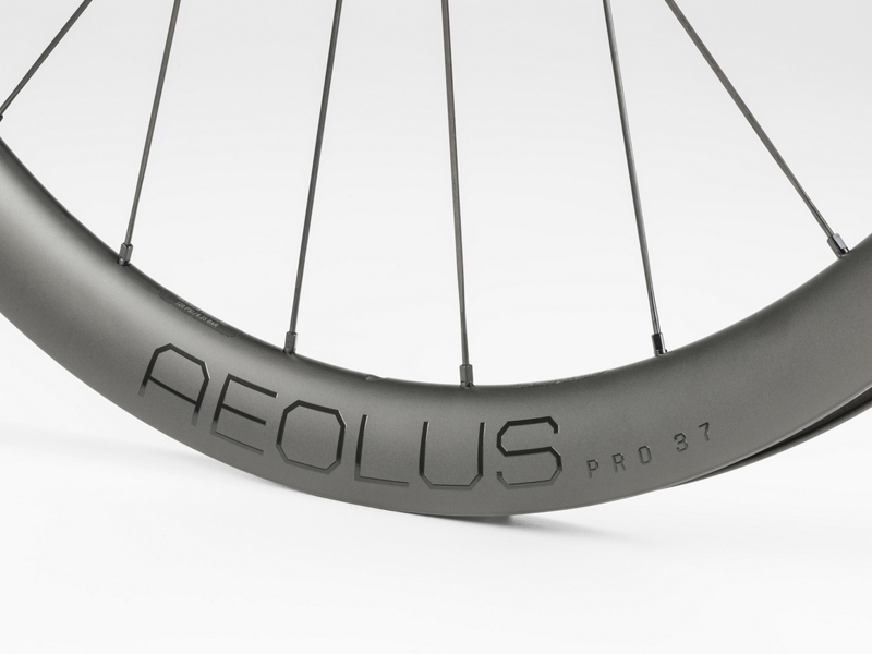 Cataract Concentratie Leggen Bontrager Aeolus Pro 37 TLR Disc Road Wheel | Trek Bikes
