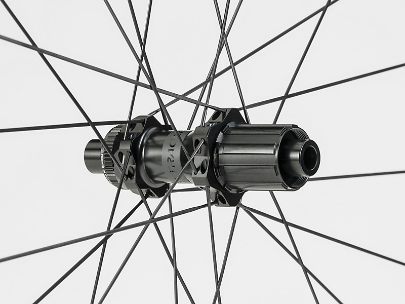 Bontrager Aeolus Pro 37 TLR Disc Road Wheel | Trek Bikes