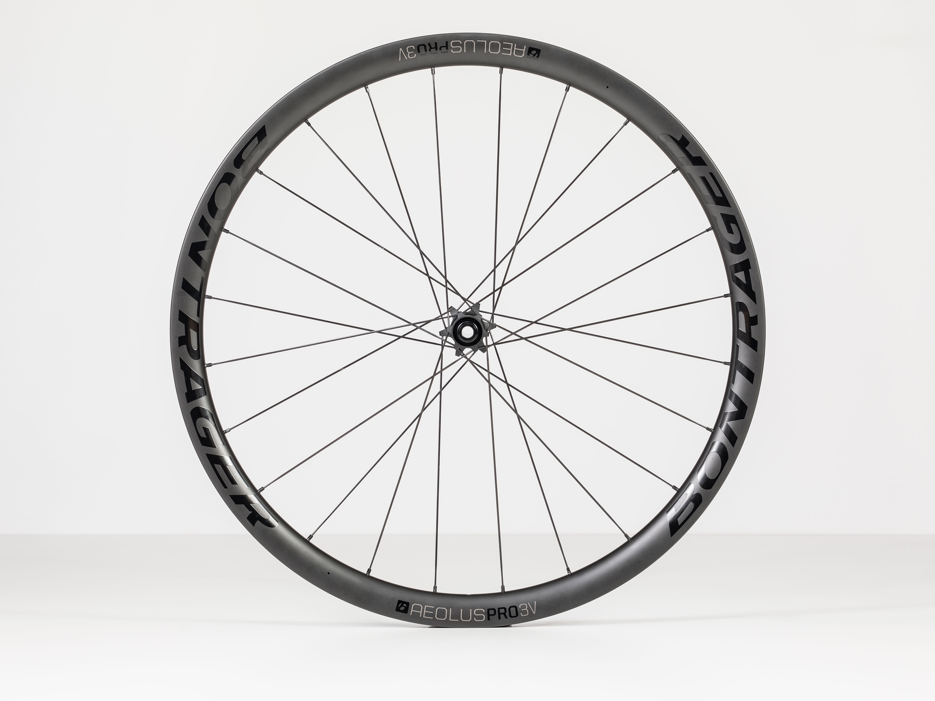 bontrager aeolus pro 3v tlr disc road wheel
