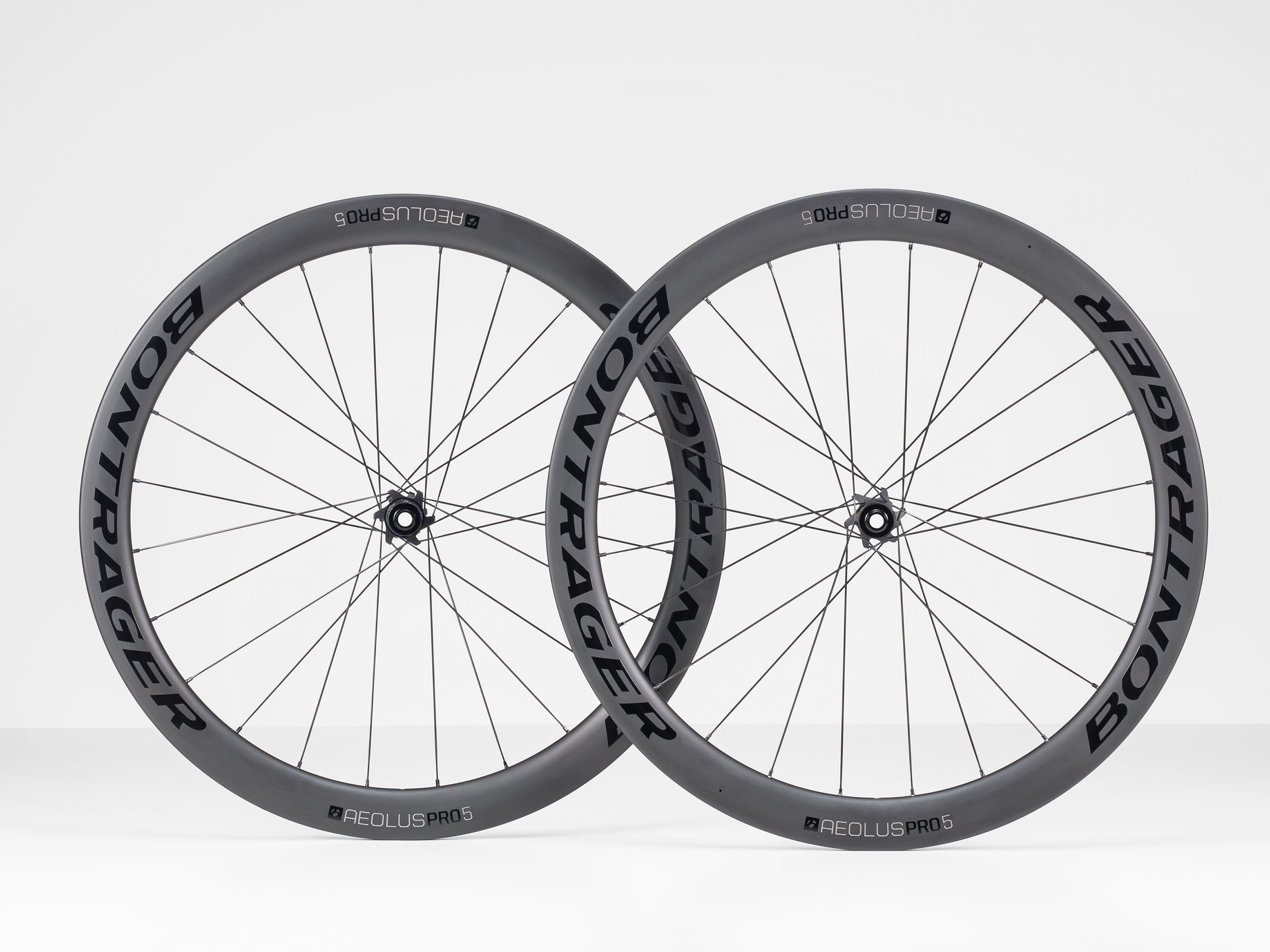 bontrager aeolus pro 5 tlr road wheel