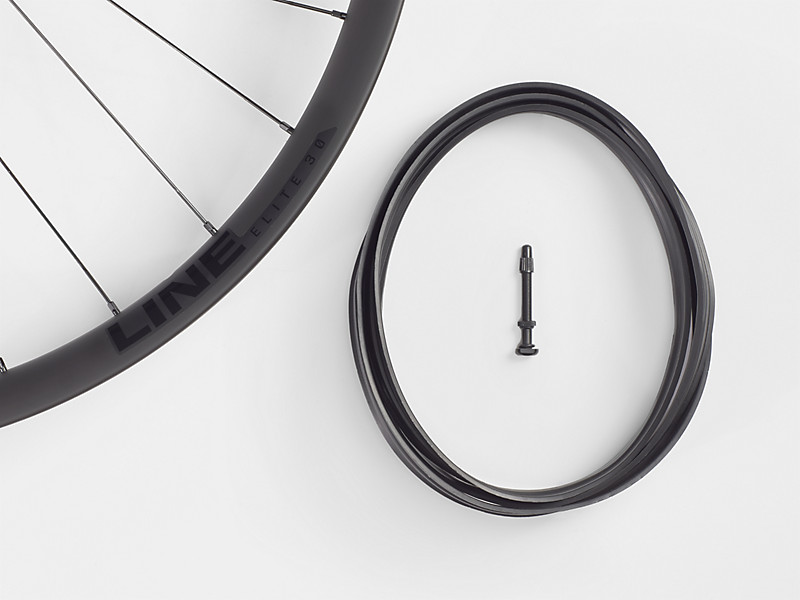 Bontrager Line Elite 30 TLR Boost 29 MTB Wheel | Trek Bikes
