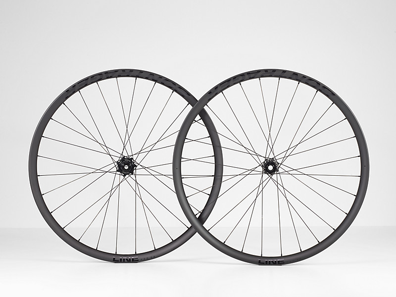 Bontrager Line Pro 30 TLR Boost 29 MTB Wheel | Trek Bikes