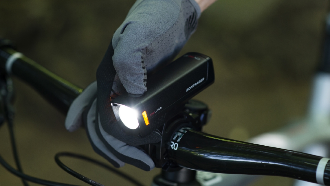 bontrager ion pro rt front bike light