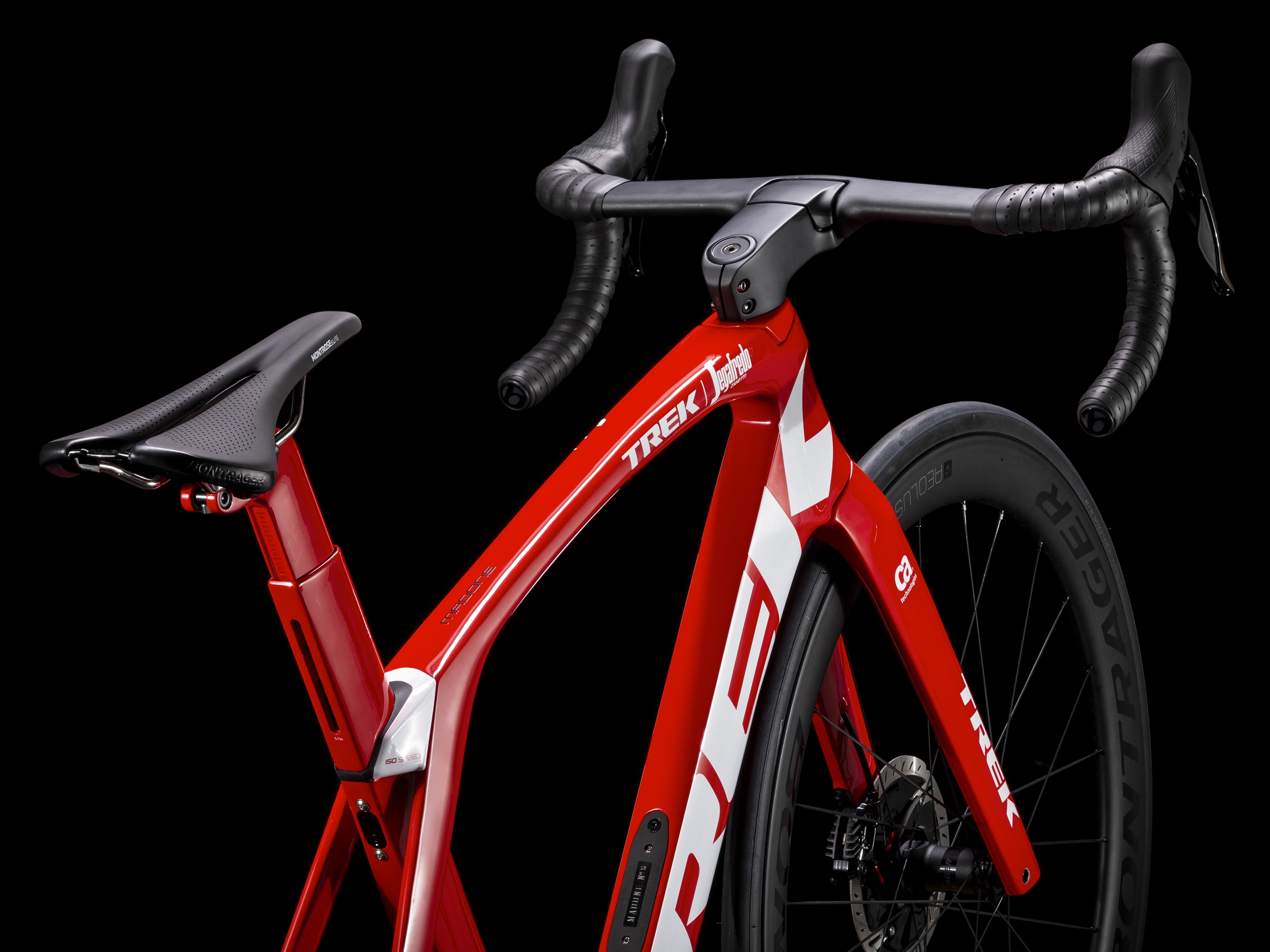 trek madone slr 8 disc 2019