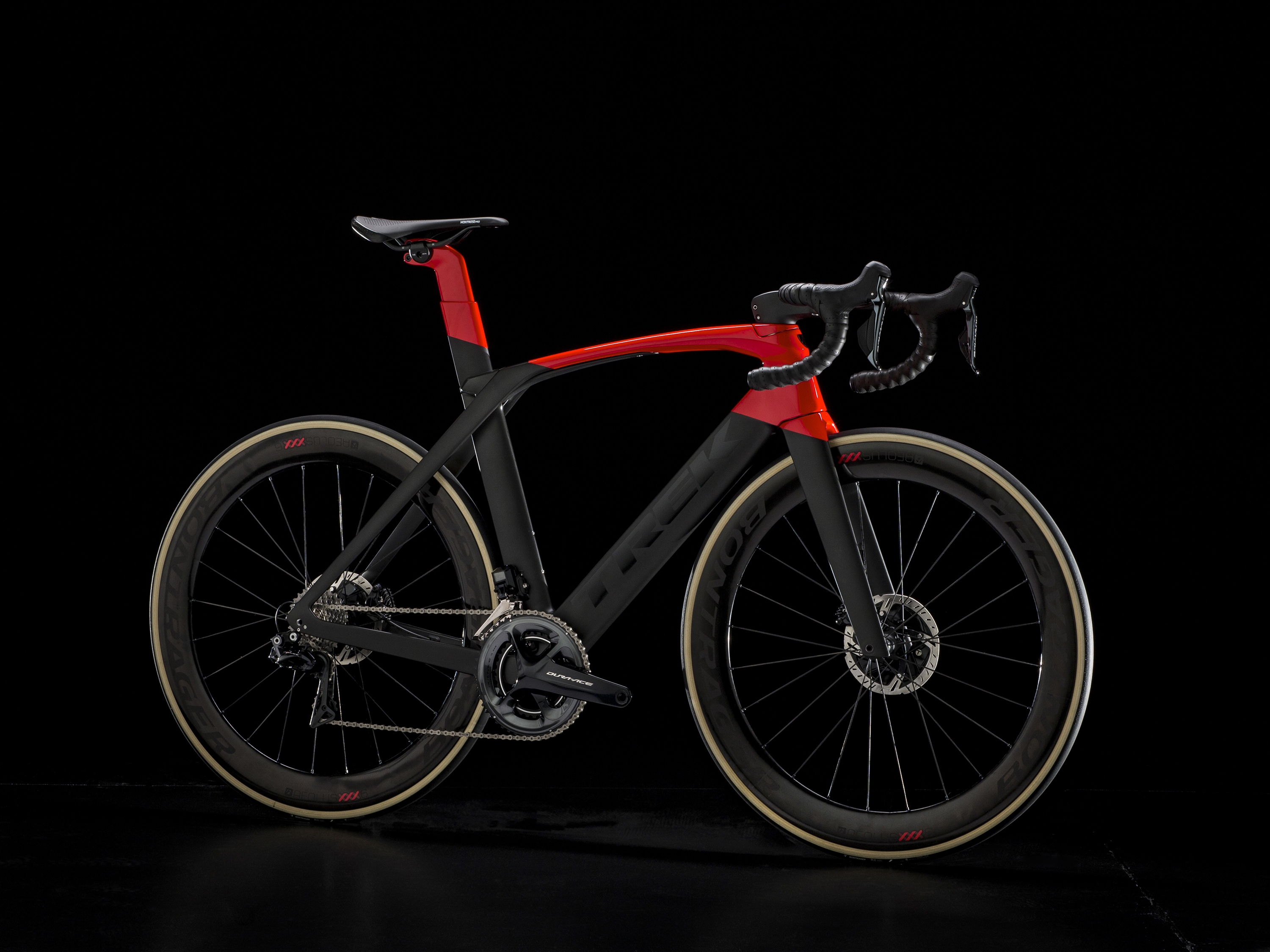 trek madone slr 9 disc 2019 road bike