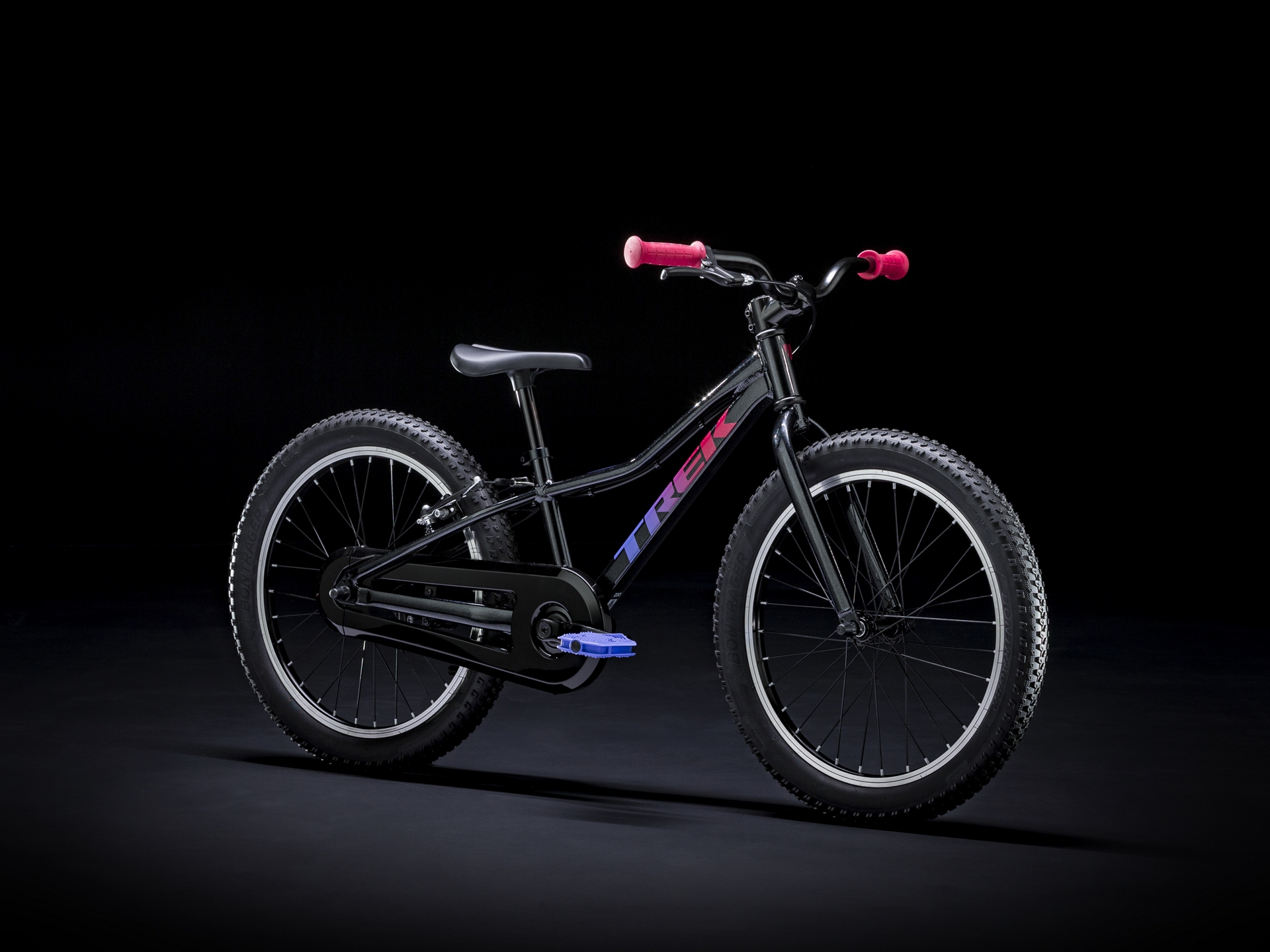 Велосипед Trek 2022 Precaliber 20 SS CST GIRLS 20˝ чорний/рожевий