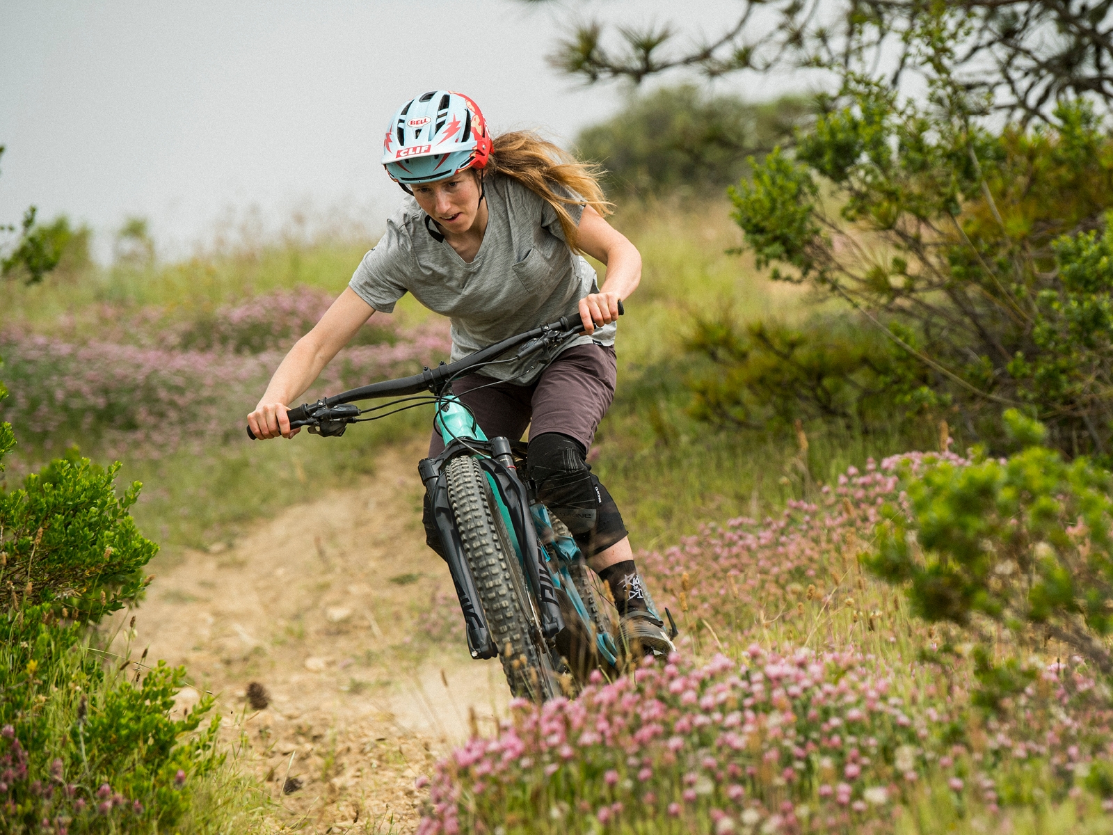 trek mountain bike women