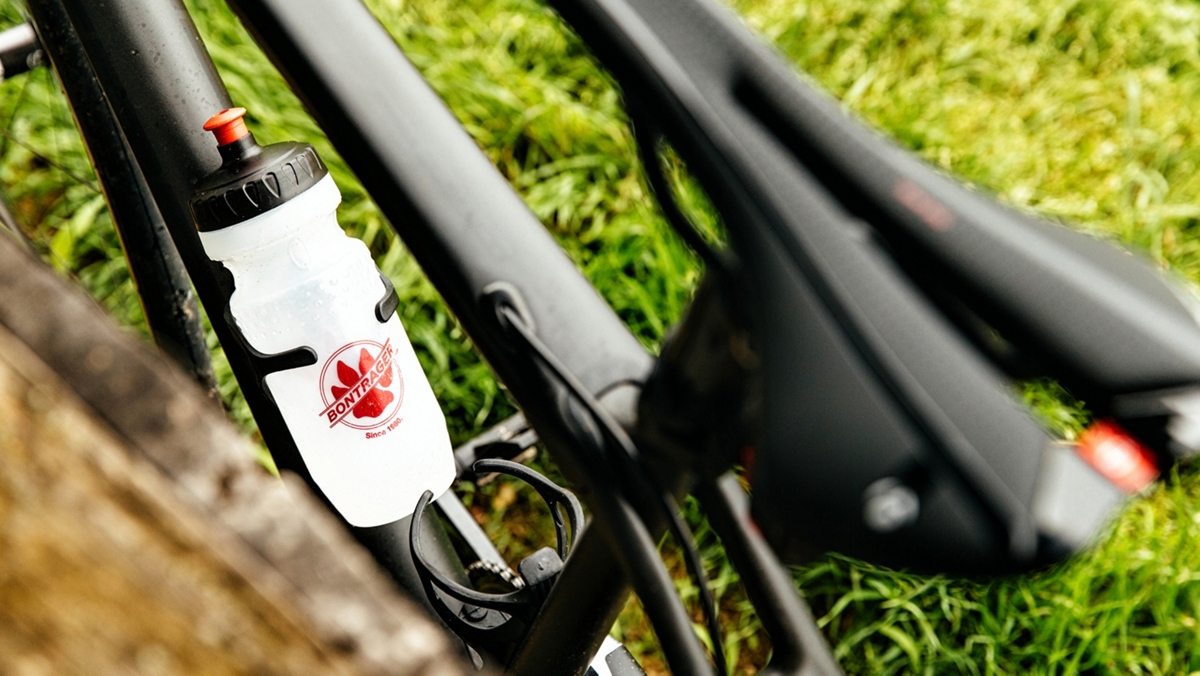 Bike water bottles & cages | Trek Bikes