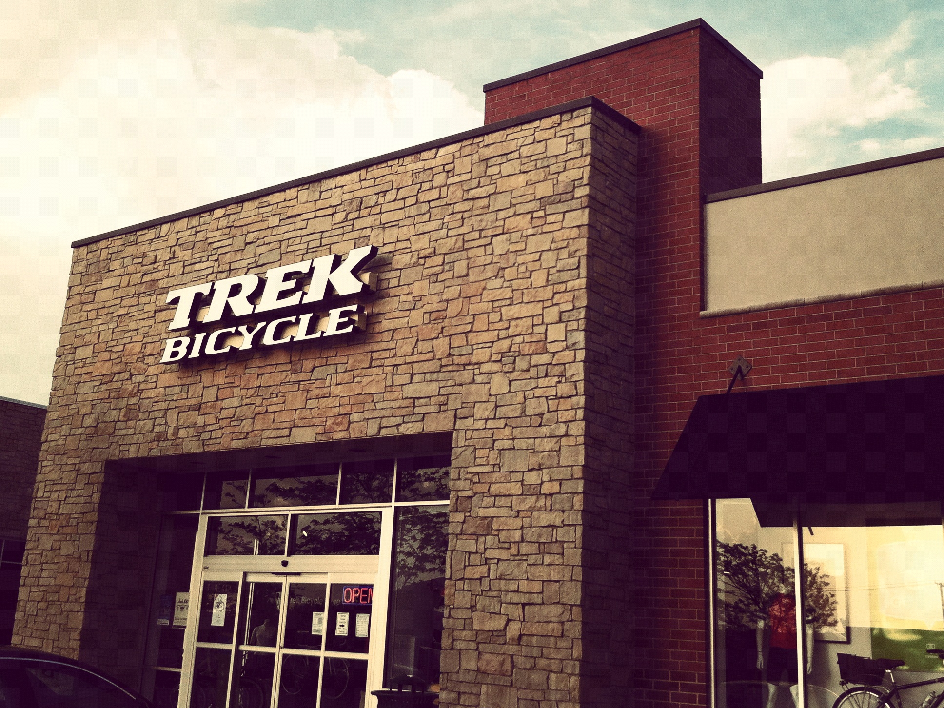 trek bike shop