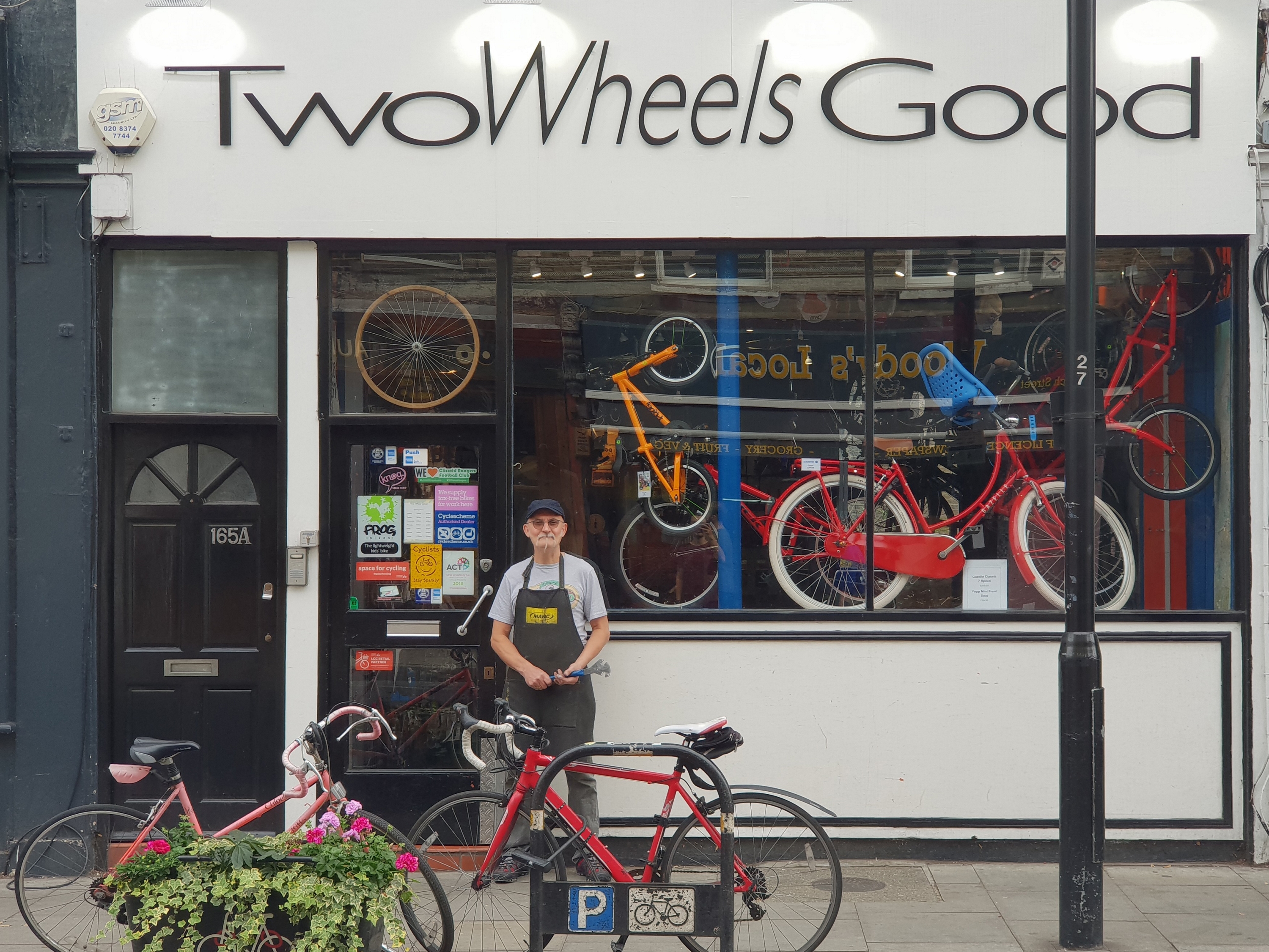 two wheels bike shop
