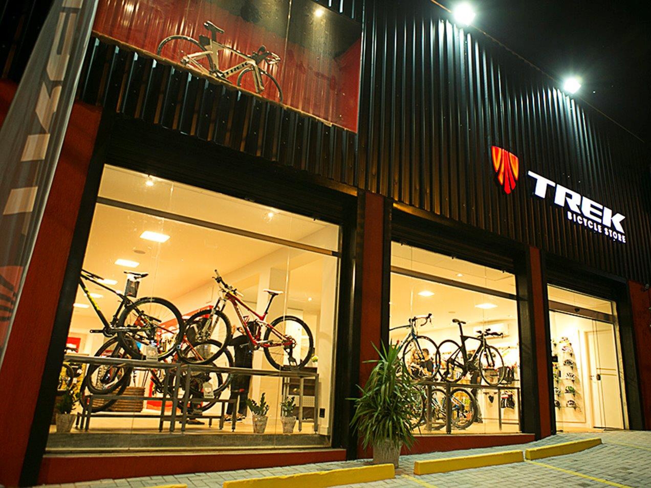 trek mountain bike store